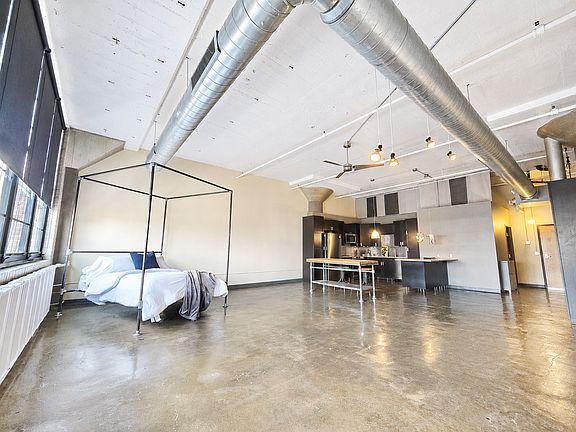 2nd image of 500 Robert St #502