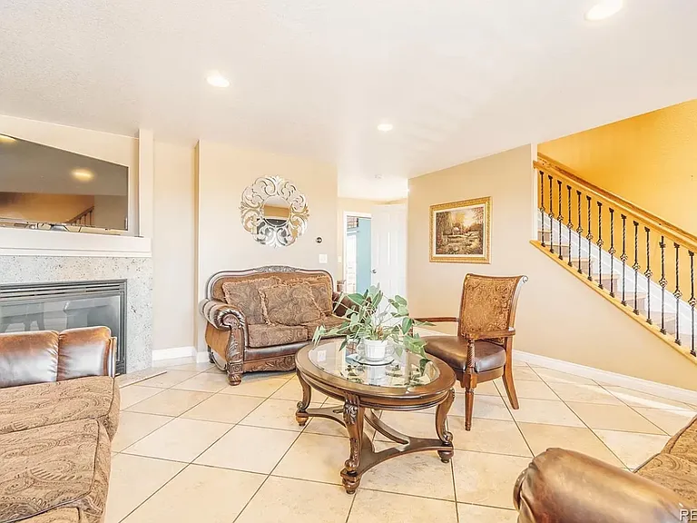 4414 W Alameda Ave — Photo 3