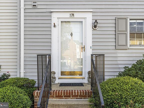 5th image of 174 Fairfield Dr