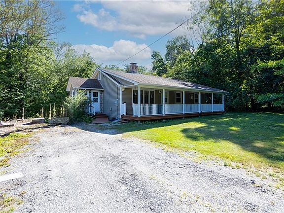 2nd image of 24B Burgess Rd