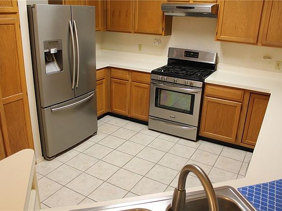 5th image of 2437 Baretta Dr