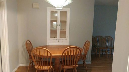 3rd image of 2648 Capitol Hill Cres NW
