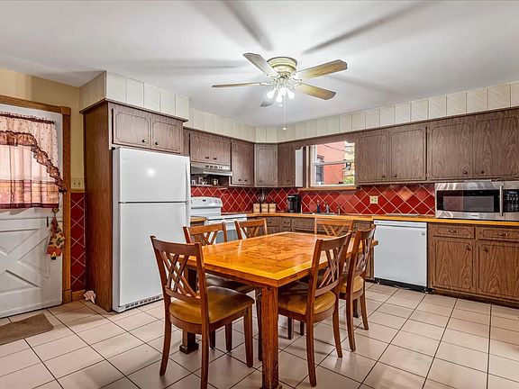 5th image of 28-40 43rd St #A