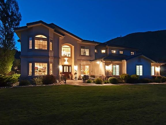 2nd image of 460 Riverdale Cir