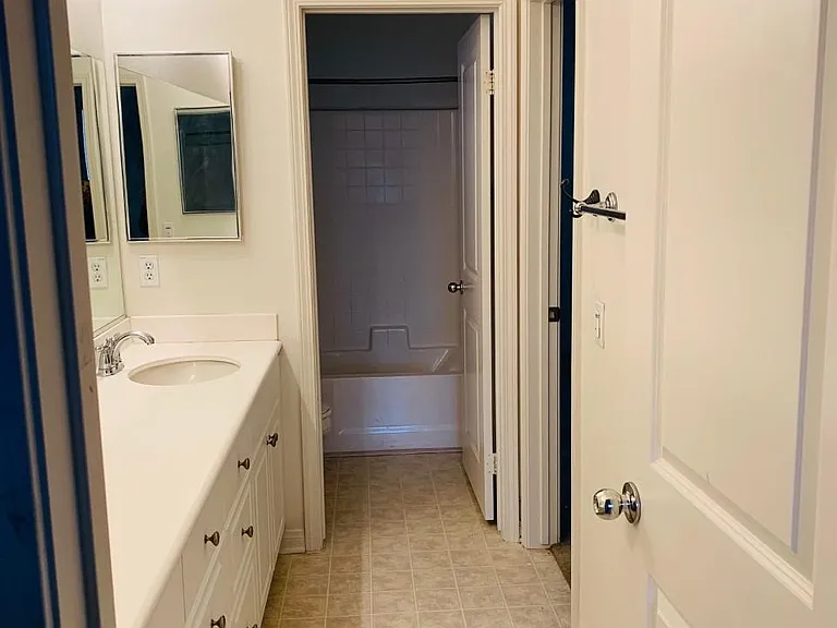 7638 Stonegate Dr — Photo 5