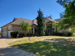 216 Kildare St, Granville, OH 43023
