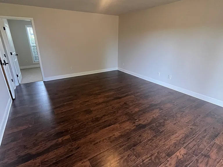 41 Colonial Ct — Photo 19