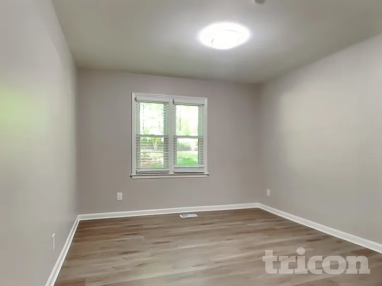 2309 Pastille Ln — Photo 11
