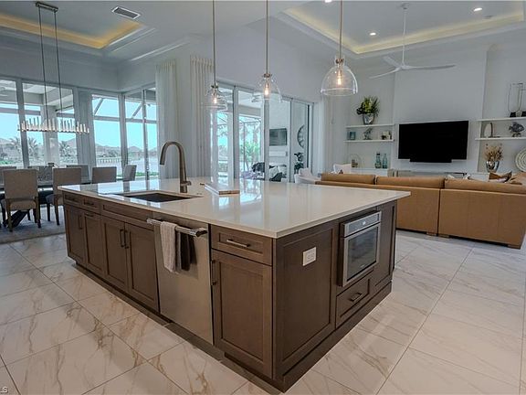 5th image of 6090 Plana Cays DR
