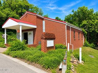 1933/1910 Lowell Dr, Kingsport, TN 37660