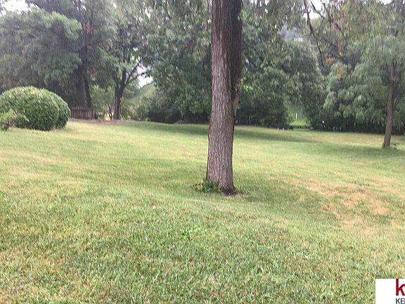 2nd image of 1602 Beaver Lake Blvd