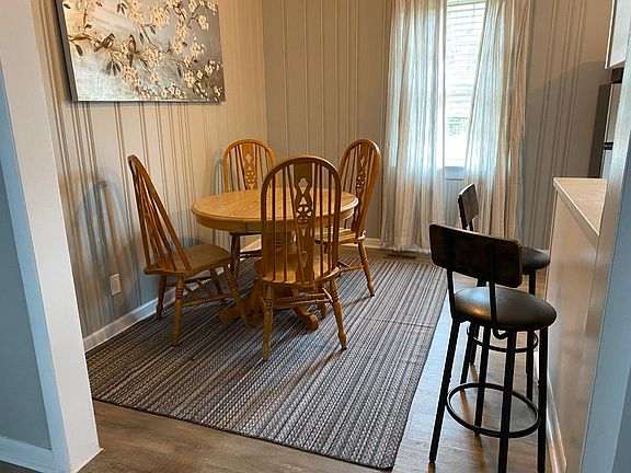 Dining room off kitchen