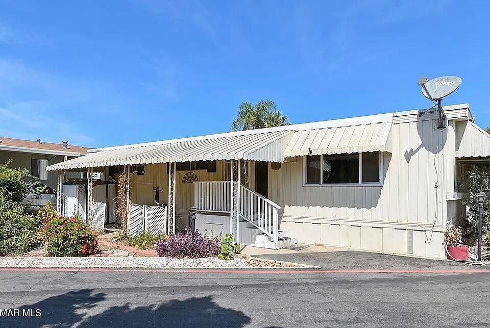 2nd image of 5150 E Los Angeles Ave Space 11