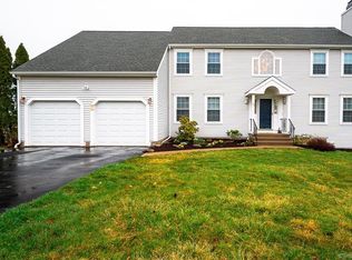 20 Snow Rdg N, Middletown, CT 06457