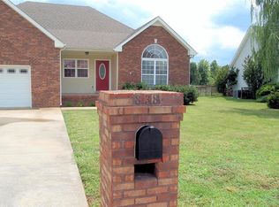 838 Fire Break Dr, Clarksville, TN 37040