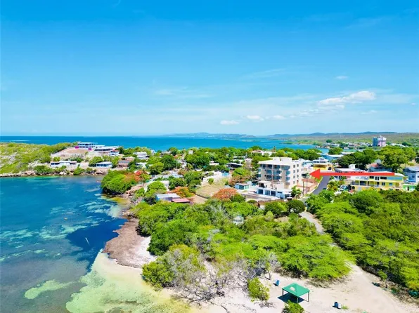 Saint 6 Cond Brisas De Mar #303, Guanica, PR 00653