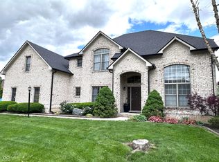 7823 Ashtree Dr, Indianapolis, IN 46259
