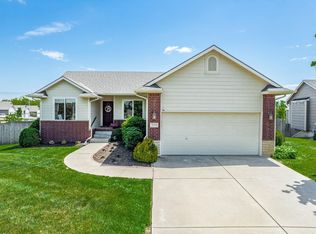 2519 E Lanners St, Wichita, KS 67219
