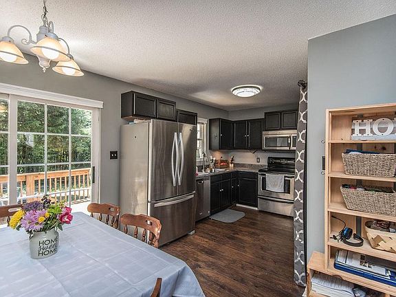 5th image of 615 S Serena Hills Dr
