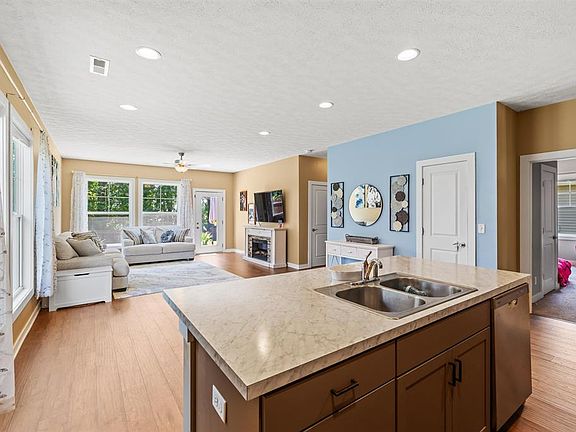 4th image of 6509 Valley Brook Trce