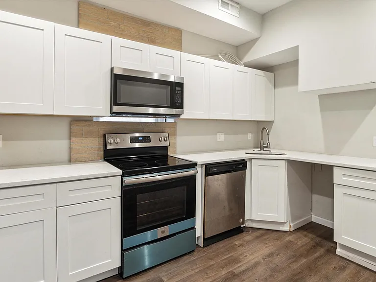 3813 Baring St #2 — Photo 7