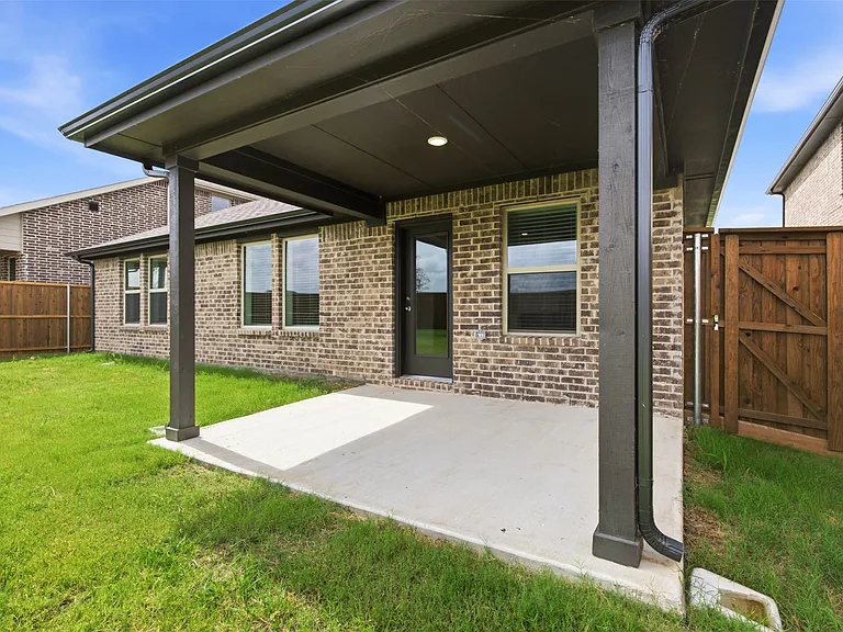 825 Birdie Dr — Photo 27