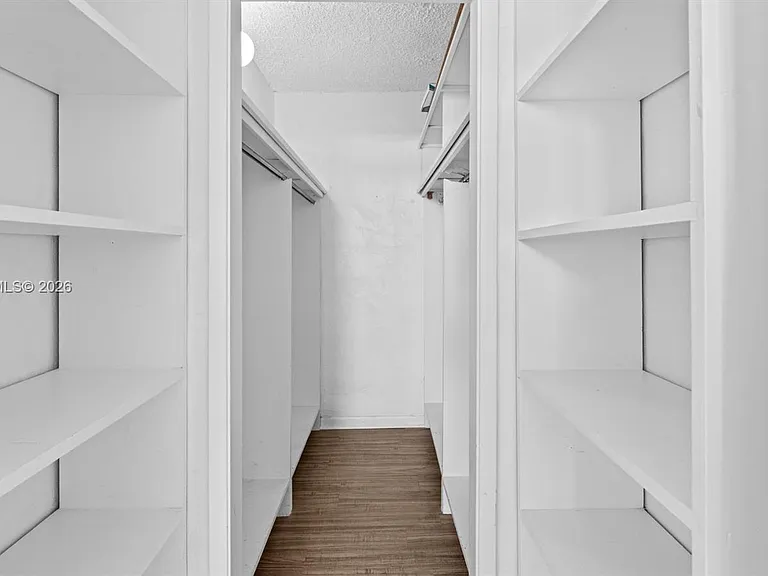 1145 Normandy Dr #505 — Photo 16