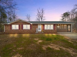 996 Smith Rd, Stoneville, NC 27048