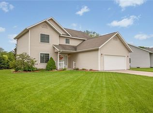 113 Eagle Ridge Ct, Eau Claire, WI 54703