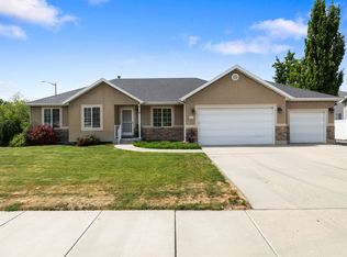 449 N 100th St W, Springville, UT 84663