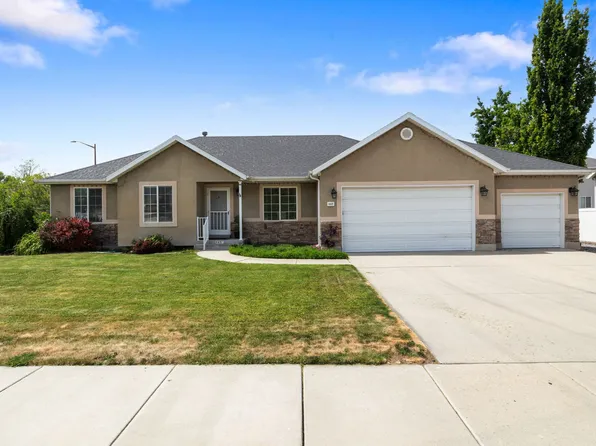 449 N 100th St W, Springville, UT 84663