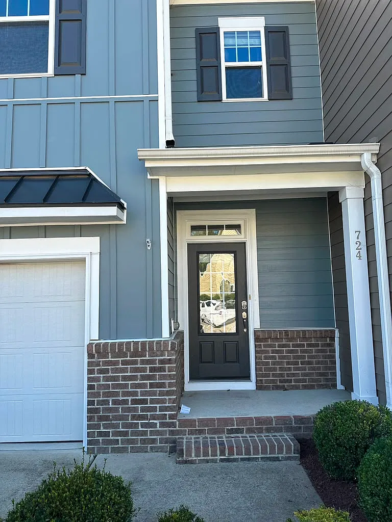 2 bed, 2.5 bath, 1677 sqft, $1,750 — Photo 1