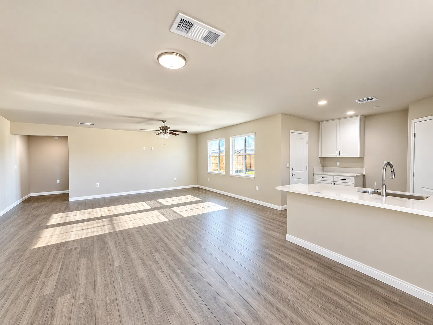 Beautiful New Construction Rental in Bakersfield — Photo 3
