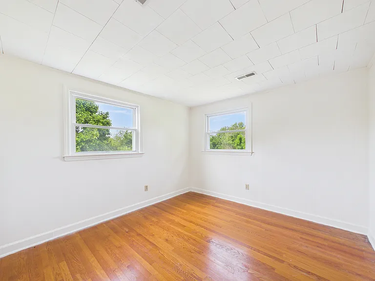 3954 Crabapple Rd — Photo 36