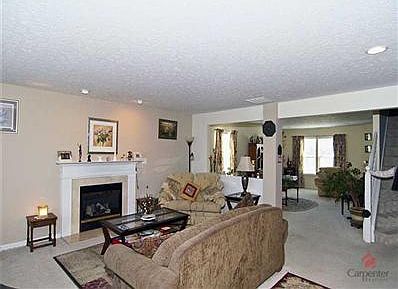 4th image of 2839 Foxbriar Pl