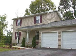 81 Smith Rd, Mechanicville, NY 12118