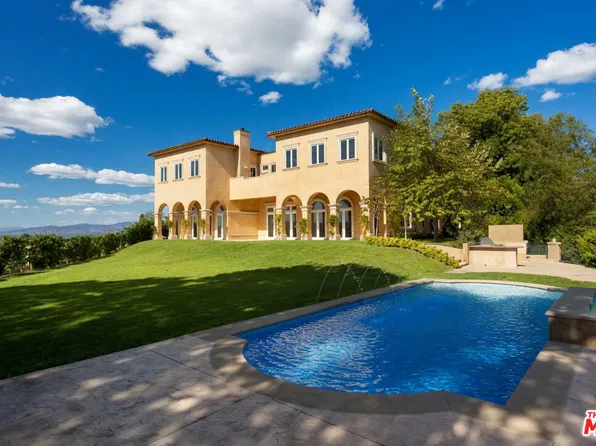 2600 Bowmont Dr, Beverly Hills, CA 90210
