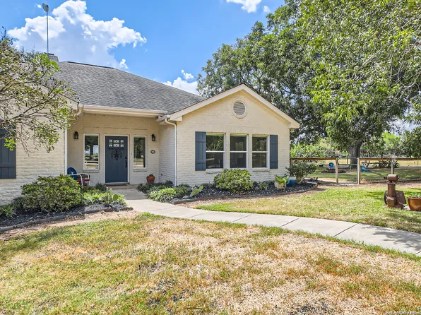 14730 Ladd Rd, Atascosa, TX 78002