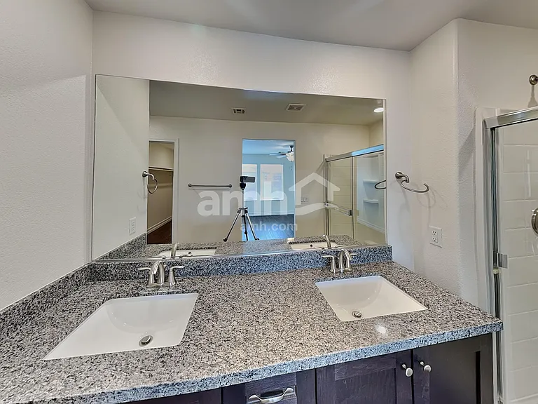 5824 Petronius St — Photo 13