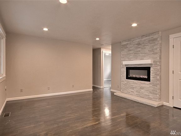 3rd image of 430 S 181st St