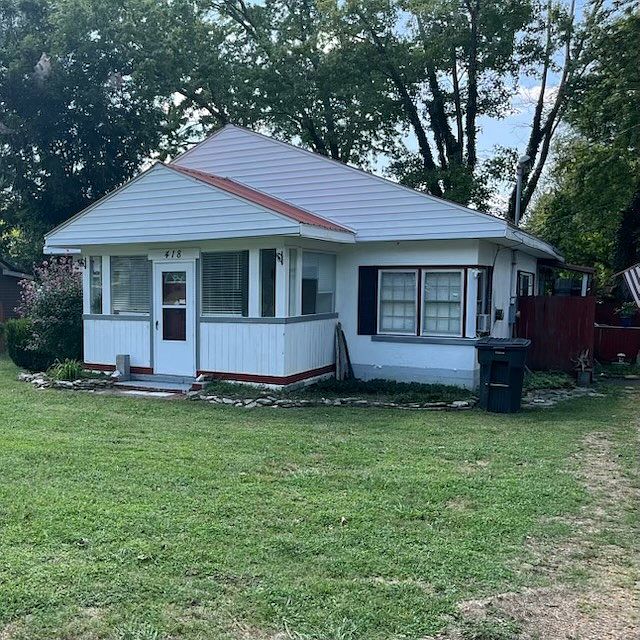 1st image of 418 Westover Dr