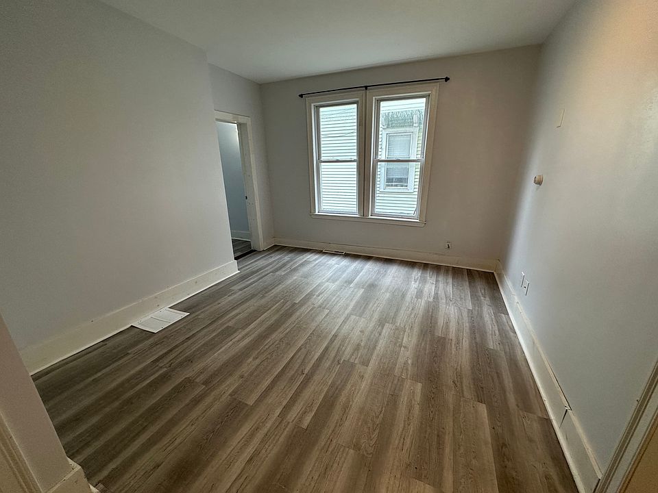 1st image of 23 Pratt St #1A