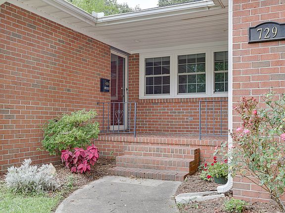 4th image of 729 Mayland Dr