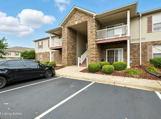 7802 Alfred Schlatter Dr APT 6, Louisville, KY 40214