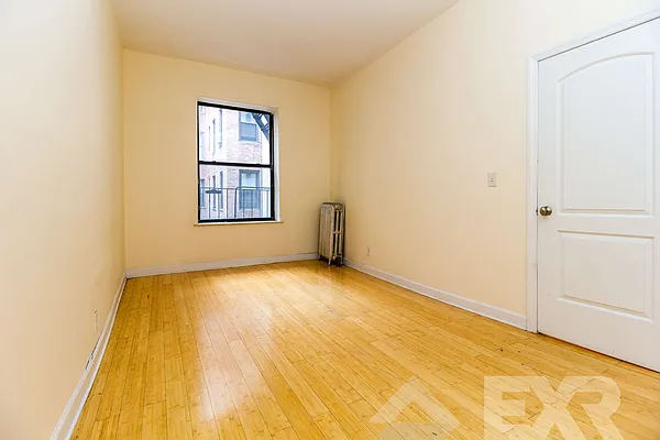 Rented by EXR | media 11