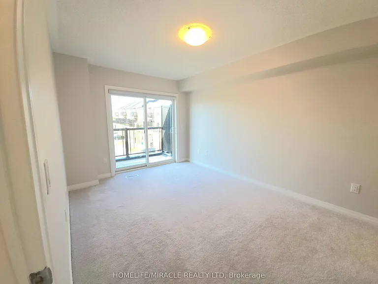 585 Colborne St E — Photo 25