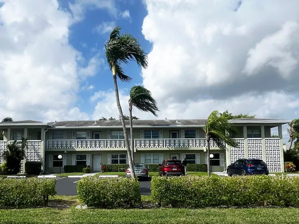 1101 Cactus Terrace #204, Delray Beach, FL 33445