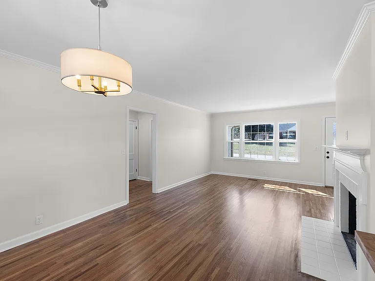 383 Mebanewood Dr — Photo 11
