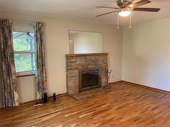 5th image of 2225 Boulder Crest Dr