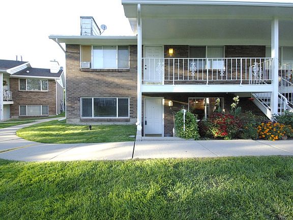 2nd image of 4022 S Vernon Cir APT A